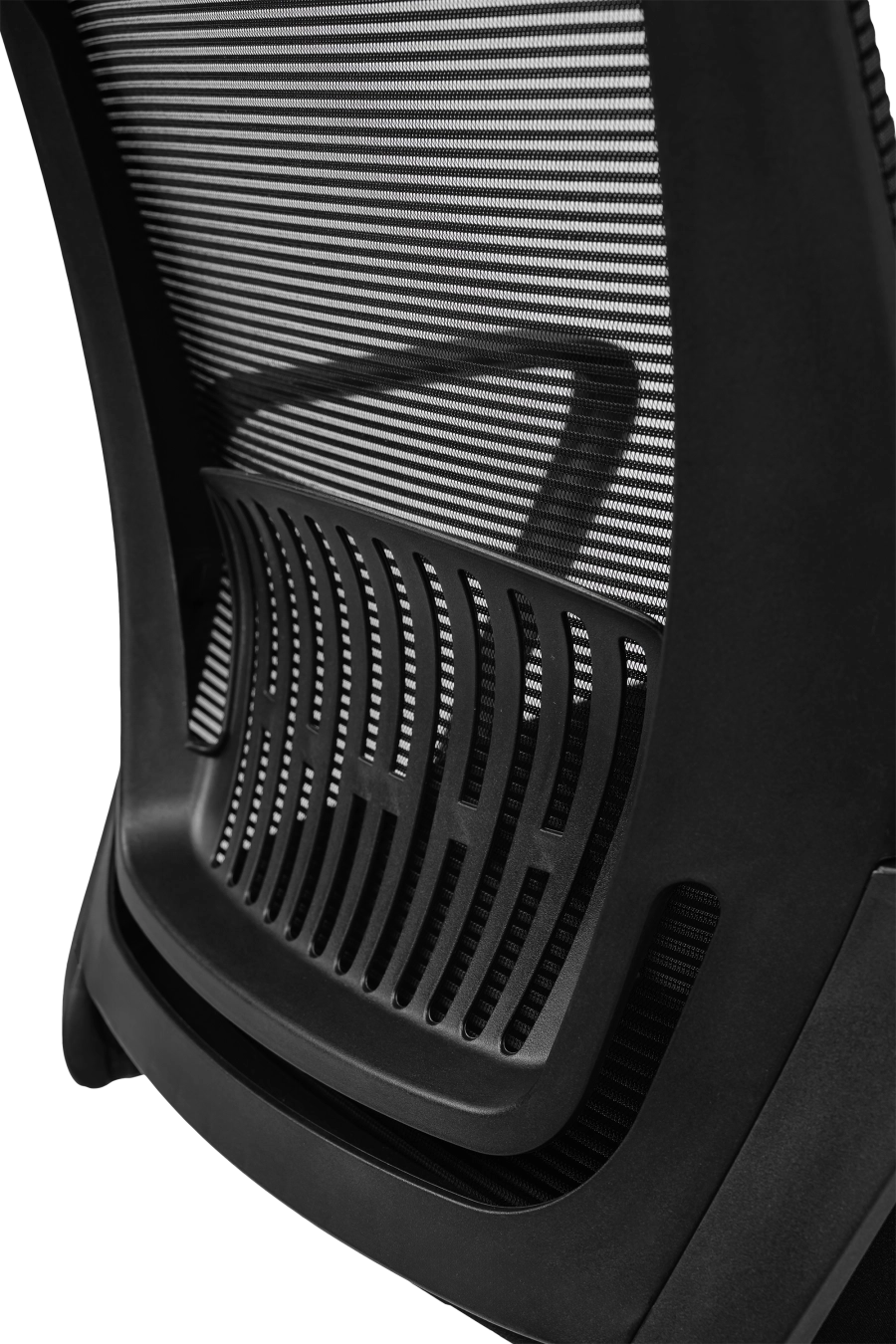 Venezia: Pentru cei ce apreciază simplitatea funcțională, CUSTÓ Venezia combină un șezut textil respirabil cu spătar din plasă acrilică, menținându-te răcoros în zilele solicitante. Suportul lombar fix stabilizează zona inferioară a spatelui, iar tetiera reglabilă pe înălțime relaxează ceafa în pauzele scurte. Cotierele fixe asigură sprijin constant, prevenind încordarea brațelor. Baza rotativă permite acces rapid la întregul spațiu de lucru, iar roțile din plastic oferă deplasare ușoară pe suprafețe dure. Designul compact îl face ideal pentru birouri de mărime redusă sau spații de studiu.