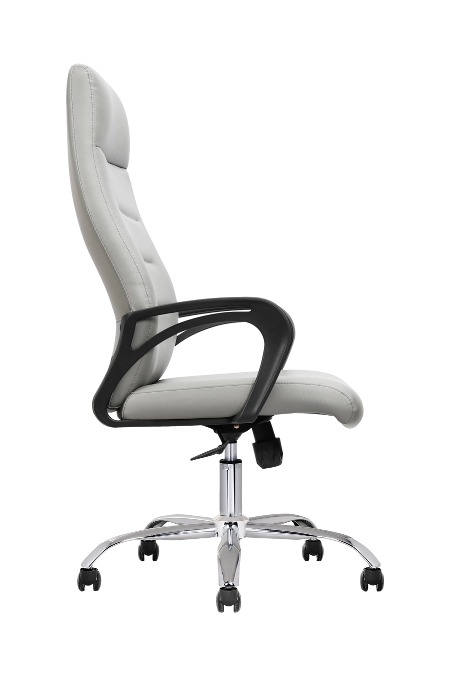 Hamburg: Pentru birourile care cer simplitate sobră, CUSTÓ Hamburg vine cu șezut și spătar acoperit cu piele artificială gri, ușor de curățat și plăcută la atingere. Cotierele fixe mențin brațele la un unghi natural, prevenind suprasolicitarea. Baza rotativă și roțile din poliuretan permit deplasarea lină între imprimantă și birou, de exemplu. Construcția solidă suportă ore îndelungate de lucru, iar paleta neutră completează elegant mobilierul existent. O alegere excelentă pentru recepții, birouri executive sau săli de ședință unde stilul și pragmatismul merg mână în mână.