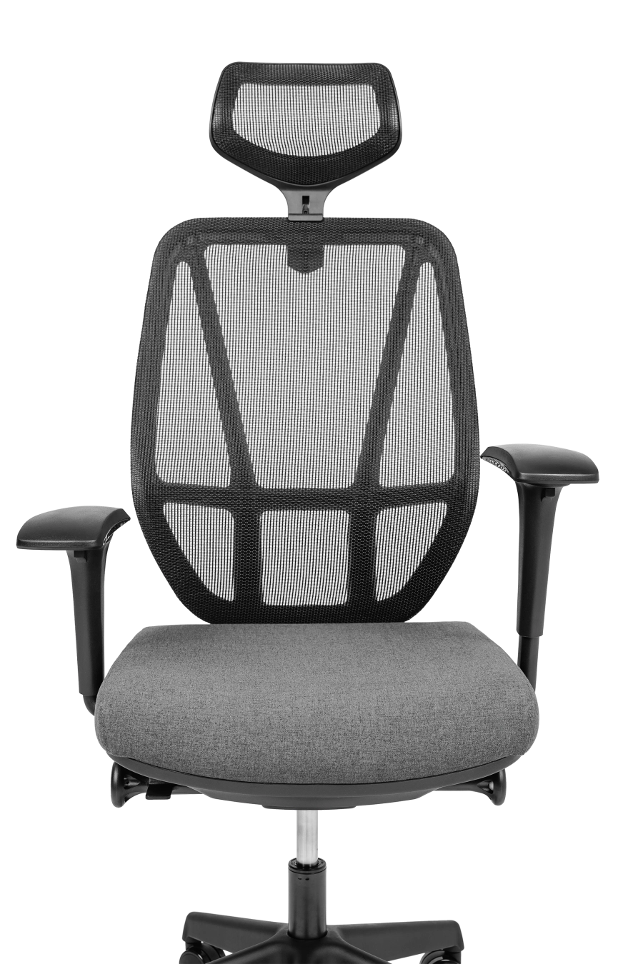 Oslo: CUSTÓ Oslo, fabricat din materiale reciclate, demonstrează că sustenabilitatea și confortul pot merge mână în mână. Șezutul este capitonat cu spumă de densitate înaltă și tapițat cu textil de înaltă calitate, iar spătarul din plasă acrilică reciclată permite circulația aerului, menținând o temperatură plăcută. Poți glisa șezutul înainte sau înapoi pentru a regla adâncimea, iar cotierele ajustabile pe înălțime susțin antebrațele în procesul de lucru. Suportul lombar fix menține coloana stabilă, iar baza cu roți din poliuretan asigură o rulare fără impact asupra pardoselei. Schema cromatică negru-gri se potrivește perfect birourilor moderne orientate spre ESG. Un scaun responsabil, proiectat cu gândul la natură pentru performanță zilnică.