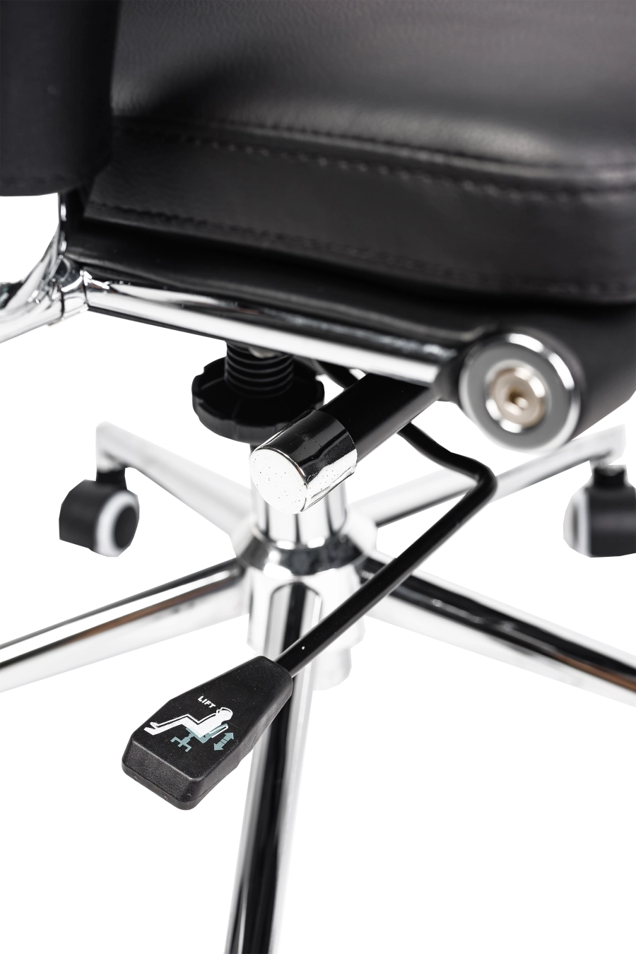 Vilnius: CUSTÓ Vilnius oferă eleganța pielii artificiale ușor de întreținut, ideală pentru săli de ședință și spații executive. Spătarul robust și șezutul ferm asigură susținere pe termen lung, prevenind deformarea. Cotierele fixe păstrează brațele într-un unghi natural, reducând presiunea asupra umerilor. Mecanismul de înclinare te lasă să te relaxezi rapid între două apeluri. Roțile din poliuretan rulează liniștit și nu zgârie pardoseala. Designul negru atemporal completează mobilierul existent, adăugând o notă de profesionalism subtil.