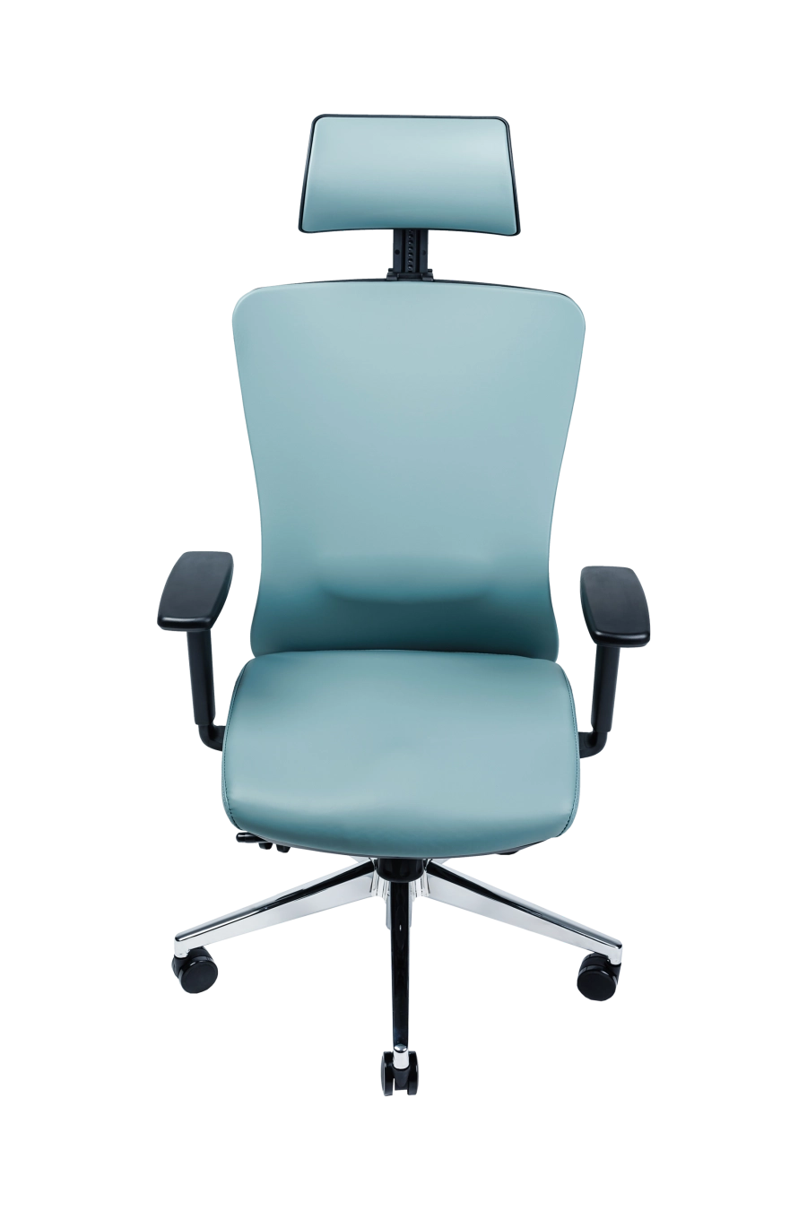 Lisabona: Pentru un plus de rafinament, CUSTÓ Lisabona îmbracă șezutul și spătarul în piele artificială siliconată de culoare turcoaz, ușor de întreținut și plăcută vizual. Suportul lombar reglabil și tetiera 2D aliniază coloana și zona cervicală, reducând tensiunea acumulată de-a lungul zilei. Șezutul glisant și mecanismul sincron asigură distribuirea uniformă a presiunii. Cotierele 3D oferă flexibilitate totală, susținând antebrațele la înălțimea optimă. Roțile din poliuretan se mișcă silențios, fără urme, pe orice pardoseală. Un scaun statement pentru spații moderne care cer ergonomie și personalitate.