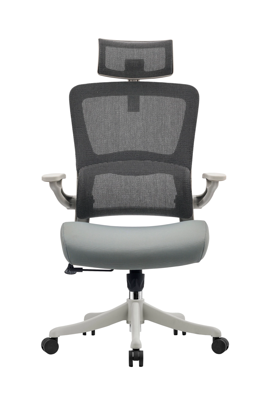 Palermo: CUSTÓ Palermo aduce versatilitate maximă cu tetieră 2D și cotiere „flip-up”, care se ridică atunci când vrei să te apropii de birou sau să eliberezi spațiu. Spătarul din plasă acrilică răcorește, iar șezutul confortabil menține susținerea corectă. Suportul lombar fix protejează spatele în sarcini îndelungate. Roțile din nailon asigură mișcări line pe diferite suprafețe, iar nuanța gri dă un aer contemporan încăperii. Ideal pentru cei ce alternează frecvent între concentrare și discuții rapide la masă.