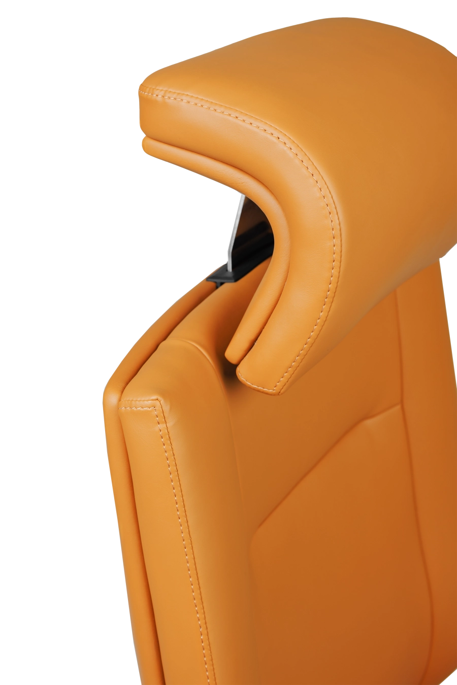 Barcelona: CUSTÓ Barcelona combină suplețea pielii artificiale de calitate premium cu avantajul cotierelor 3D, care se reglează rapid pe înălțime, adâncime și rotație pentru o postură relaxată la tastatură. Șezutul ergonomic este capitonat cu spumă de înaltă densitate, iar spătarul urmează linia spatelui, tetiera fixă susținând coloana cervicală în pauzele scurte. Mecanismul de balansare îți permite să alternezi între lucru intens și destindere. Accentele oranj energizează spațiul de lucru și adaugă personalitate fără a distrage atenția.